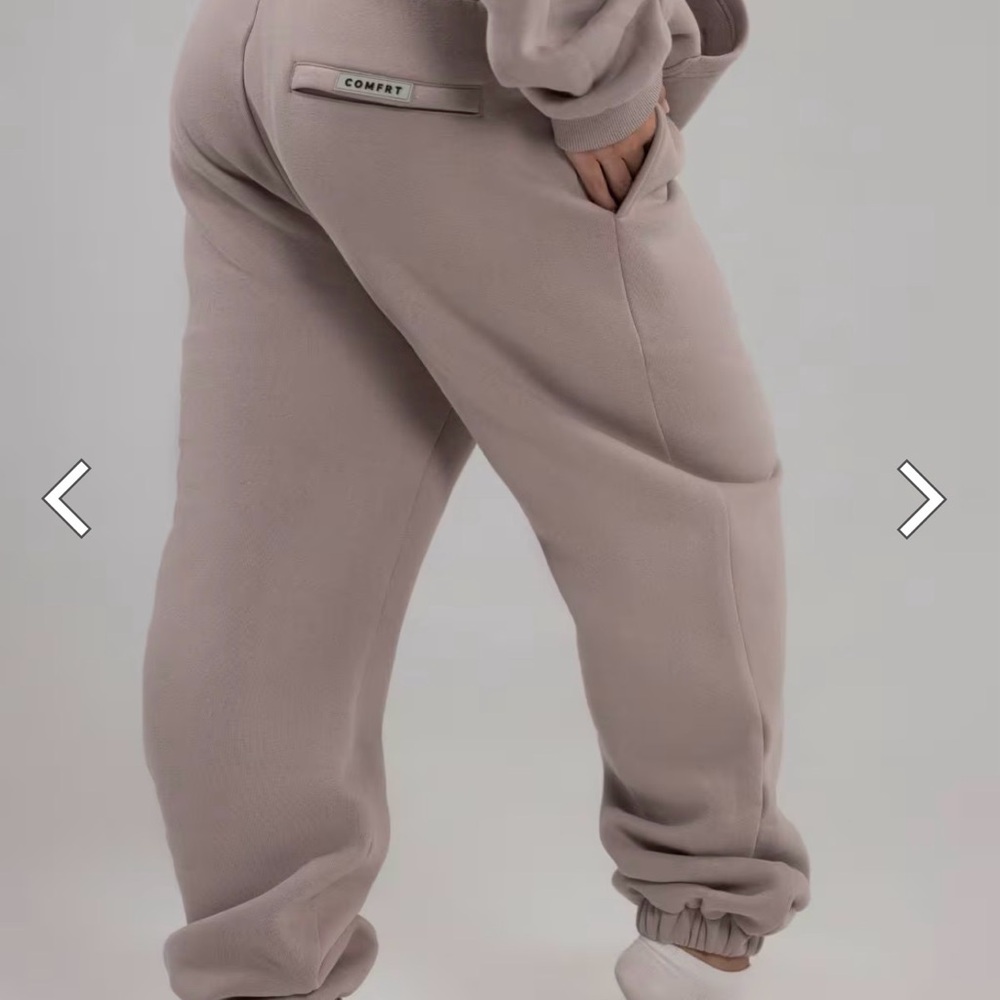 Comfy Travel Essentials Hoodie and Sweatpants  in Bark (Size S) NWOT